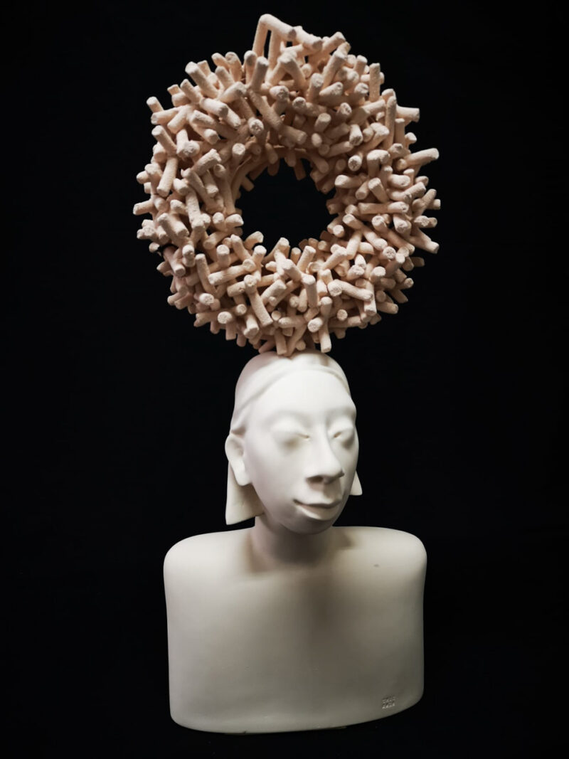 <strong>Dimension: </strong>35 x 25 x 70 cm / dim. variable <strong>Technique: </strong>ceramic clay / thermal treatment 1200 C <strong>Edition:</strong> unique <strong>Status:</strong> available